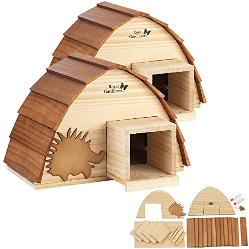 Royal Gardineer Igel-Haus: 2er-Set wetterfeste Igelhäuser mit Schindeldach aus Echtholz, Bausatz (Igelhaus Baukasten, Igelnester, Insektenhotel)