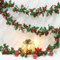 Dremisland Weihnachtsgirlande Künstliche Pflanzen mit Rot Beeren Tannenzapfen Weihnachtskranz Tannengirlande Faux Reben Grün Hängepflanze für Kamintor Treppe Tischdeko Weihnachten Dekor