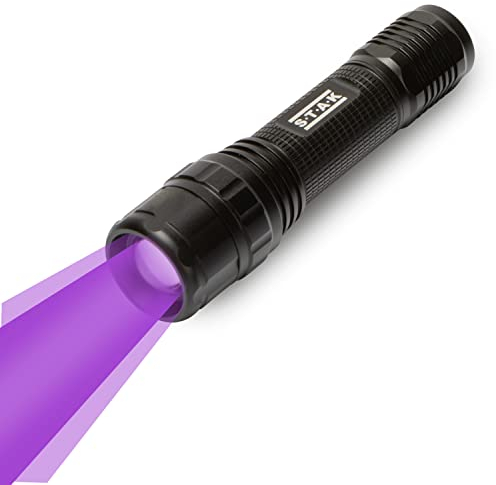 Stak Horatio - Torcia LED Portatile con Luce UV – Compatta, in Alluminio, con Zoom Regolabile – Ideale per Controlli, Outdoor, Campeggio, Ufficio e Casa – Funziona con Batterie AAA