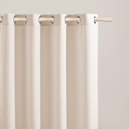 ROOM99 Vorhang mit Silberen Ösen Aura 140 x 230 cm Breite x Höhe Schiebegardinen Modern Curtain Wohnzimmer Schlafzimmer Helle Creme, 1 Stück