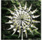 Metall-Windmühle, 3D-windbetriebene kinetische Skulptur, Rasen-Wind-Spinner für Hof und Garten, Außenterrassendekoration, 35x70 cm, einzigartig und magisch