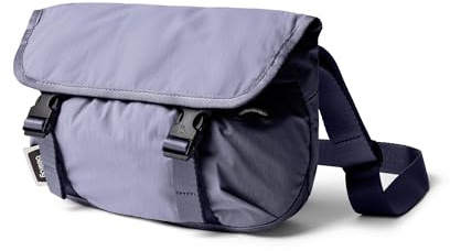 Bellroy Cinch Mini Messenger 6L, Kompakte Schultertasche - LilacHaze | 6L leichte, kompakte Schultertasche mit wasserabweisendem Stoff und müheloser Organisation