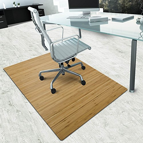 Floordirekt Bambus-Bodenschutzmatte für Hartböden und Teppich | Mit Filz-Unterfütterung | Gumminoppen für festen Halt | Aus natürlichem Bambus | 2 Farben (90 x 120 cm, Hell - Rechteckig)