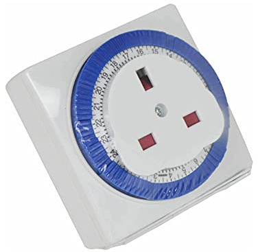 Mr. Gadget's Solutions® Mini 24 Hour Segment Timer Switch Programmable On Off Function UK Mains Plug
