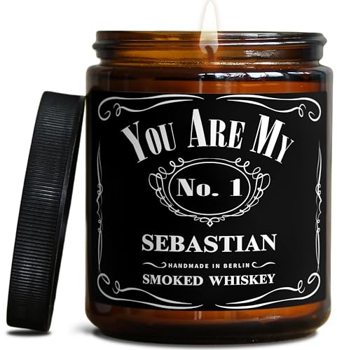 Lustige Duftkerze mit Spruch als Partner Geschenk | Handgemacht aus Sojawachs | In Geschenkbox | Valentinstag Geburtstag Weihnachten | Ehe Mann Freund Frau Freundin Jahrestag |Whiskey