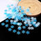 WANYI 600 Stück Schneeflocken Deko Glitzer Konfetti Streudeko Tischdeko Kleine Schneeflocke für Hochzeit Geburtstags Weihnachten Deko(blau*300 Stk-1.5cm+blau*300 Stk-2cm)