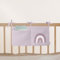 Babybett Aufbewahrungstasche aus 100% Baumwolle Musselin, für das Beistellbett, Babybett, Kinderbett. Ideal zum Verstauen von Windeln, Schnullern (Lovely Rainbow Lavender)