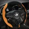 HighnessHwoo Luxuriöser Suede Auto Lenkradbezug, Komfort Lenkradabdeckung, weiches Leder, gepolsterte Räderabdeckung für F150, Jeep Van, dünne Auto Griff Abdeckungen, Universelle, 39-41cm, Orange