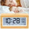 Navaris digitaler Wecker aus Bambus - Wecker Digital mit Temperaturanzeige & Datum - Tischuhr mit Snooze - Holzwecker mit LED-Anzeige - Ideal für Nachttisch und Büro