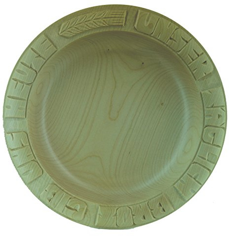 Holzschnitzerei Bley Brotteller: Brotteller aus Ahorn 28-30 cm, Holzteller mit geschnitzter Schrift „ UNSER TÄGLICH BROT GIB UNS HEUTE“, Höhe des Tellers ca. 4-4,5 cm