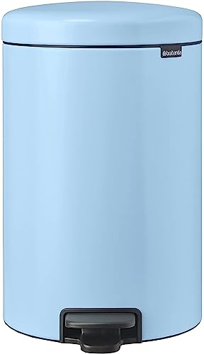 Brabantia - NewIcon Treteimer 20L - Medium Abfalleimer für Küche oder Schlafzimmer - Sanft Schließender Deckel - Leichte Pedalbedienung - Entnehmbarer Inneneimer - Dreamy Blue - 29 x 38 x 47 cm