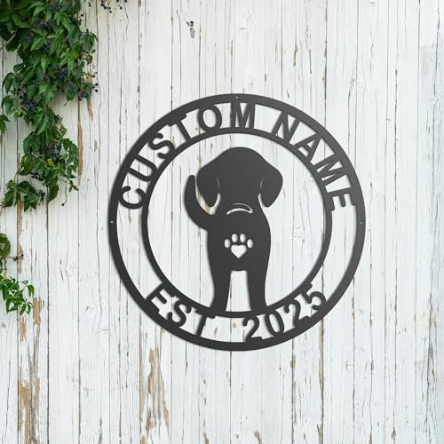 Personalized Metal Dog Kennel Sign, Custom Metal Dog Name Sign, Round Black Wall Decor (Standing Backward)