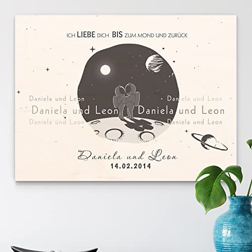 Sunnywall Holzbild für Paare, Hochzeit, Liebesgeschenk, hochwertiger Druck mit Spruch auf Holz (A4, Astronauten Paar)
