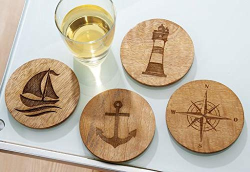GILDE 4 Holz Untersetzer maritim-mit Symbole von Anker-Schiff-Windrose-Leuchtturm,D.xH. =10cm x 0,5cm,aus Mangoholz