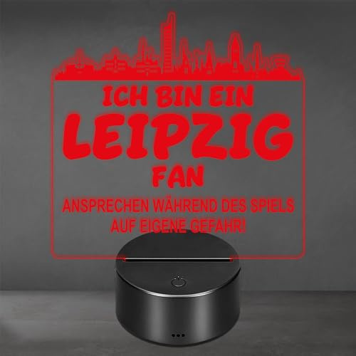 Lieblingsmensch Leipzig Fan Fußball LED Nachtlicht – 3D Skyline Design „Ansprechen auf eigene Gefahr“ – RGB Farbwechsel mit Fernbedienung & Touch – Stimmungslicht für die Man Cave – 19x23cm