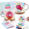 Geiserailie 2 Tazas de Cerámica Blanca para Pintar con 2 Posavasos 12 Bolígrafos Porcelana Set Manualidades Taza Café DIY Regalo para Maestro, los Posavasos No se Calientan en Horno(Estilo Bicolor)