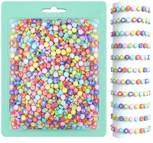 ARTDOT 800 Stück A-Z Buchstabenperlen, 7 mm Perlen für Armbänder, Alphabet Perlen zum Auffädeln, Schmuck Selber Machen Buchstaben Perlen und Runde bunte Smiley Herz Perlen