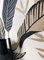 NEWROOM Papier peint Noir Jungle Intissé - Moderne Or Gris Palmiers Feuilles Tropical