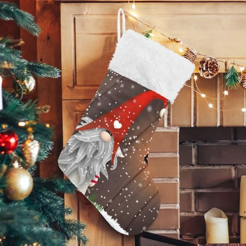 Mnsruu Weihnachtsstrumpf, personalisierte Weihnachtsstrümpfe skandinavische Tomte braune Holzwand 45 cm große Weihnachtsstrümpfe Dekorationen hängende Geschenktüte Socken Ornamente