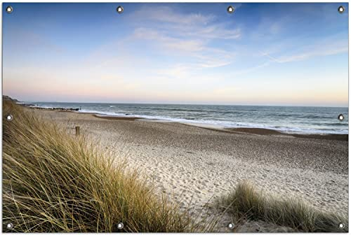 Wallario Outdoor-Poster für Garten oder Balkon Strandspaziergang im Urlaub an der Ostsee, Motivbanner Größe: ca. 100 x 150 cm, Outdoor-Bild