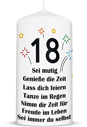 GRAVURZEILE Bedruckte Kleine Kerze - 18 Jahre Geburtstagskerze - brilliant bedruckte Kerze zum 18. Geburtstag mit Spruch - Tischdeko - Geschenk für Mädchen & Jungen zur Volljährigkeit