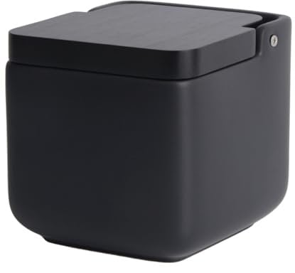 KOOK TIME salero de cocina con tapa de madera negra basculante. - Salero blanco mate de cocina moderno con base de cerámica mate para usar como salero y azucarero o especieros, 11.5x11.5x11.5 cm.