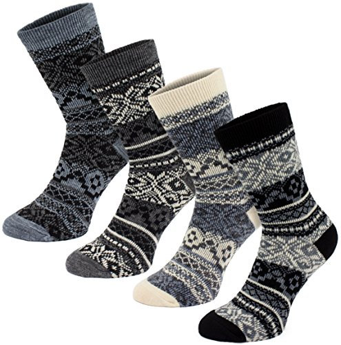 BRUBAKER 4er Pack Damen Norweger Socken - Warme dicke Wintersocken - 4 Paar Kuschelsocken Thermosocken für Winter und kalte Tage - Gemütlich und Atmungsaktiv 35-38 - Schwarz und Weiß