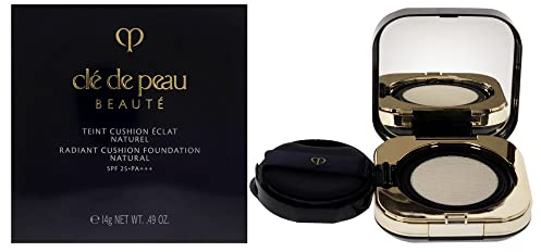 CLÉ DE PEAU BEAUTÉ Radiant Cushion Foundation Natural SPF 25 - O30 Medium Ocher, 14 g