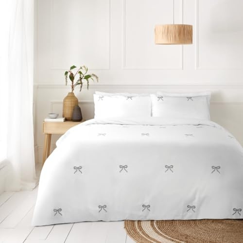 BLOOM BLENDS Hearts and Bows Embroidered Duvet Cover Set – White Bedding with Charcoal and Pink Heart Detail – Soft, Stylish & Romantic Design (Bow Grey, Double)