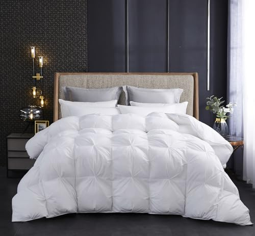 Three Geese Daunenbettdecke 135x200 cm – Alljahresdecke mit Gänsedaunen-Feder-Mischung (950g), 100% Baumwollbezug, Ökotex & RDS Zertifiziert