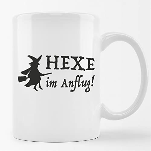 Huuraa Tasse Hexe im Anflug Geschenk 330ml Weiß Hexe Präsent