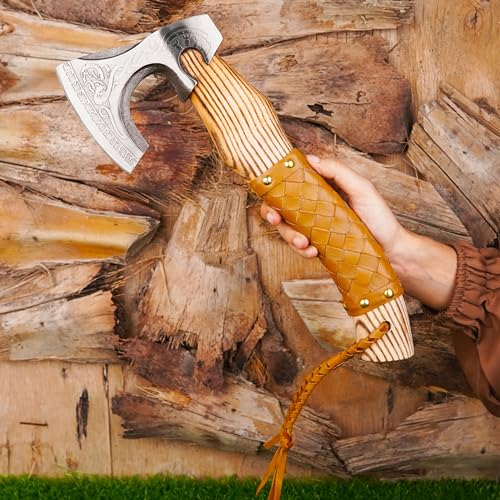 H&A CRAFTS® Wikingeraxt The Ragnar Lothbrok Real und maßgefertigt mit Lederscheide, Karbonstahl, Campingbeil, personalisierte Geschenke für Männer (Runes Wikingeraxt)