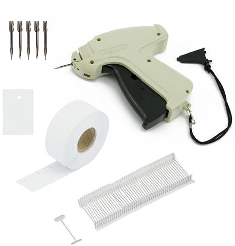 Pokornys - Etikettierpistole Arrow 9S Standard - im Set mit 5 Ersatznadeln & 1.000 Heftfäden Standard 25mm & 1.000 Kartonetiketten 30x45mm I Etikettiergerät zur Befestigung von Etiketten an Textilien