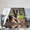WZYWHJ Decken 101,6 x 76,2 cm – leichte, langlebige und kompakte Anti-Falten-Decke für Bett, Sofa, Camping, Kino und Reisen, Ahorn-Aufdruck
