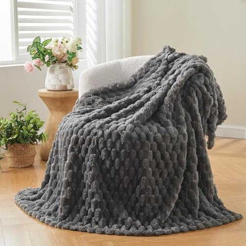 Wajade Fleece Throw Blanket, Fluffy Faux Fur Blanket for Bed Sofa Couch, Soft Cosy Warm Thick Blanket,Jacquard Grey 127x153