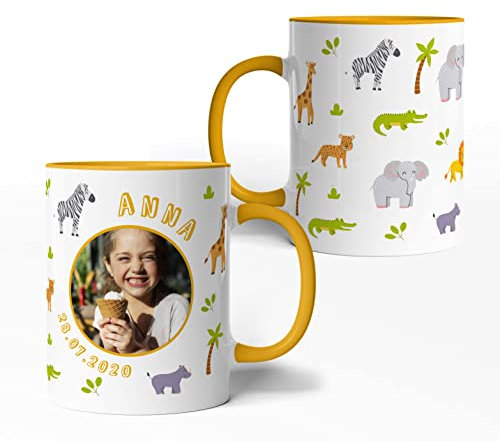 personalisierte Kinder-Tasse Safari Tiere Motiv - mit Namen, Datum und Foto - Fototasse Kindergarten Schule Geburtstag (Gelb)