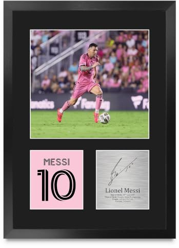 HWC Trading Lionel Messi Geschenke Gedrucktes Signiertes Autogramm Foto für Fußball Anhänger and Fans - A3 Porträt Gerahmt