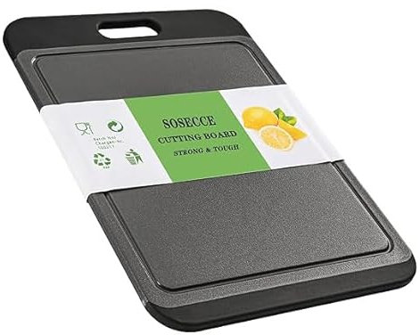 SOSECCE Schneidebrett Kunststoff mit Saftrillen und Einteiliges Rutschfeste Silikon Griffe,35x24x1cm küchenbrett Antibakteriell Cutting Board, Spülmaschinenfest BPA Frei (Dunkelgrau)