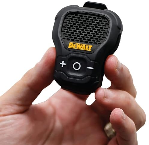 DEWALT Altavoz Bluetooth portátil Negro, Emparejamiento Estéreo Inalámbrico, Resistente al Agua, magnético, con Clip, micrófono Incorporado, 10 Horas Reproducción, música/Llamadas Manos Libres