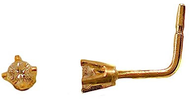 Piercing de nez en or jaune 9 carats.