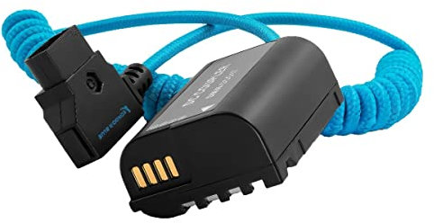 KONDOR BLUE | Câble de batterie factice spiralé D-Tap vers DMW-BLK22 pour Lumix S1RII/GH7/S5IIX/GH5/GH6 | 50,8 à 91,4 cm, ultra durable, et en nylon tressé avec connecteurs renforcés | Bleu