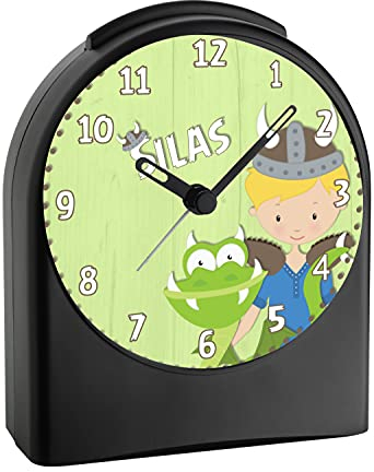 CreaDesign, WU-50-1018, Wikinger, analog Kinderwecker schwarz, Funkwecker ohne Ticken, mit Licht, personalisiert mit Namen, 9,6 x 5,5 x 11,9 cm, 104 g