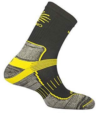 MUND Antiblister and thermoregulator mountain Trekking sock for the Camino de Santiago