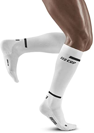 CEP - THE RUN COMPRESSION SOCKS TALL für Herren | Lange Laufsocken in weiß mit Kompression | Regenerierende Kompressionsstrümpfe für Männer | Gr. V | XL