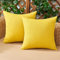 Woaboy 2er Set Outdoor Kissenbezüge Wasserfeste Kissen Wasserdicht Kissenhülle Dekohülle Sofakissen Moderne Couchkissen für Draußer Sofa Balkon Terrasse Garten 50 x 50 cm Gelb