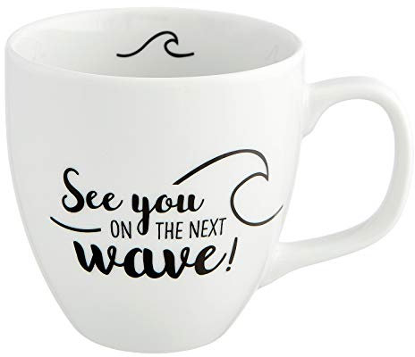 Him & I® - Jumbo Tasse mit Spruch See you on the next wave - 9,5 cm - 0,45 l - Porzellan Tasse groß - Meer & Reise Kaffeetasse - Maritim Kaffeebecher - Geschenk Idee für beste Freundin & Kollegin