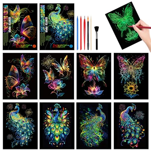 Rayong 2 Satz Kratzbilder Set,Rainbow A4 Bunte Kratzpapier,Kratzmalerei A4 für Kinder & Erwachsene,Scratch Art Papier und Stift Set DIY Bastelsets (Schmetterling,Pfau)