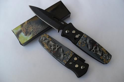 La Petite Caverne PC-097 - TÊTE DE MORT - PETIT COUTEAU PLIANT LAME ACIER NOIR 7 CM MANCHE RÉSINE 9 CM OUTDOOR