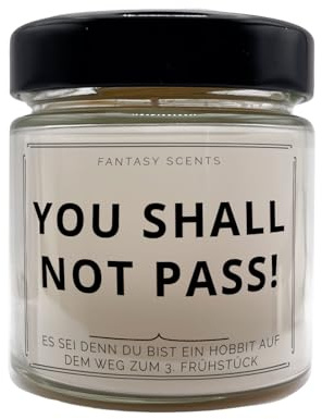 Fantasy Scents Spruchkerze | You shall not Pass | Toffee Temptation | Motiv „You shall not Pass“ | Geschenk für Gamer, Geeks & Nerds | ca. 240 ml Sojawachs | ca. 40 Std.