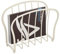 mDesign porte-revue décoratif pour journaux, livres ou tablette – porte-magazine élégant pour salon ou salle de bain – porte-journal raffiné en métal – couleur crème
